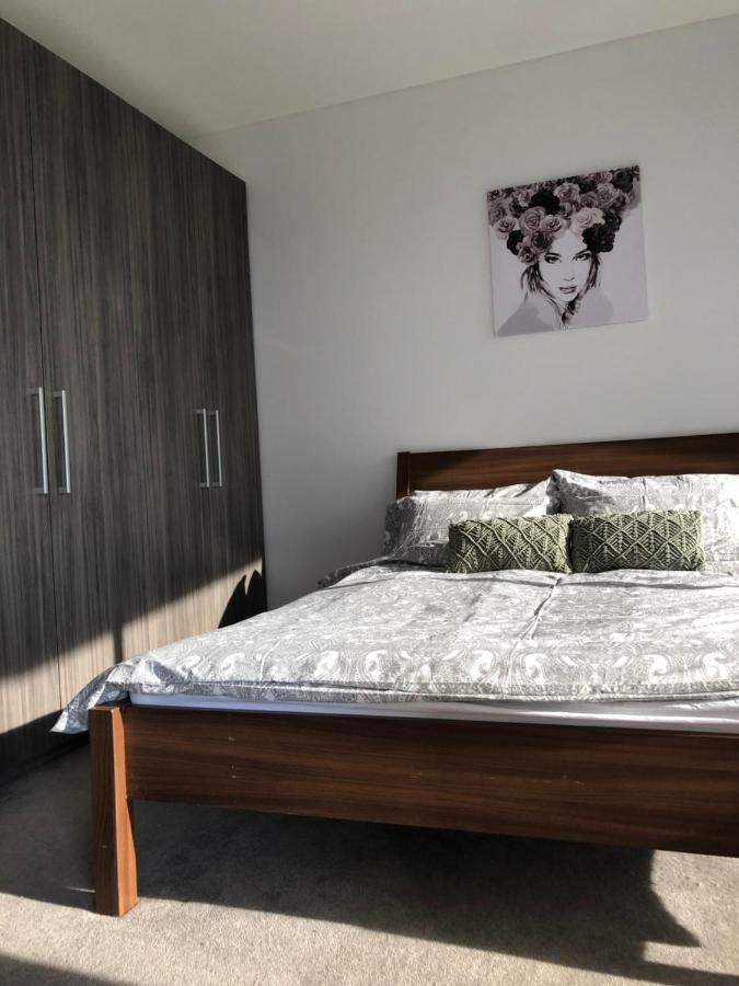 Skyview Apartment In Liverpool Buitenkant foto